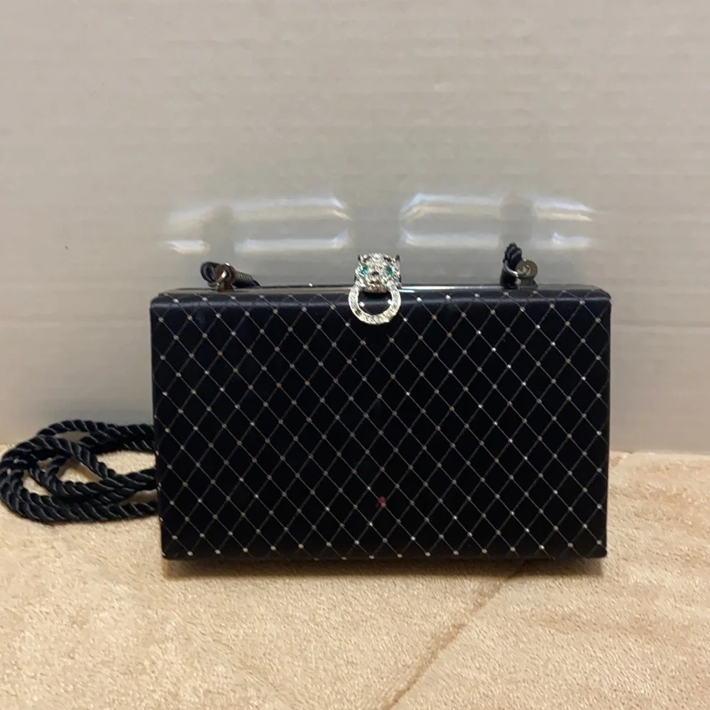 Kenneth Jay Lane ladies satin leopard kiss clutch purse